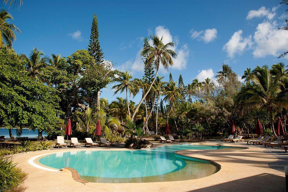 Oure Lodge Beach Resort Kuto Exterior photo
