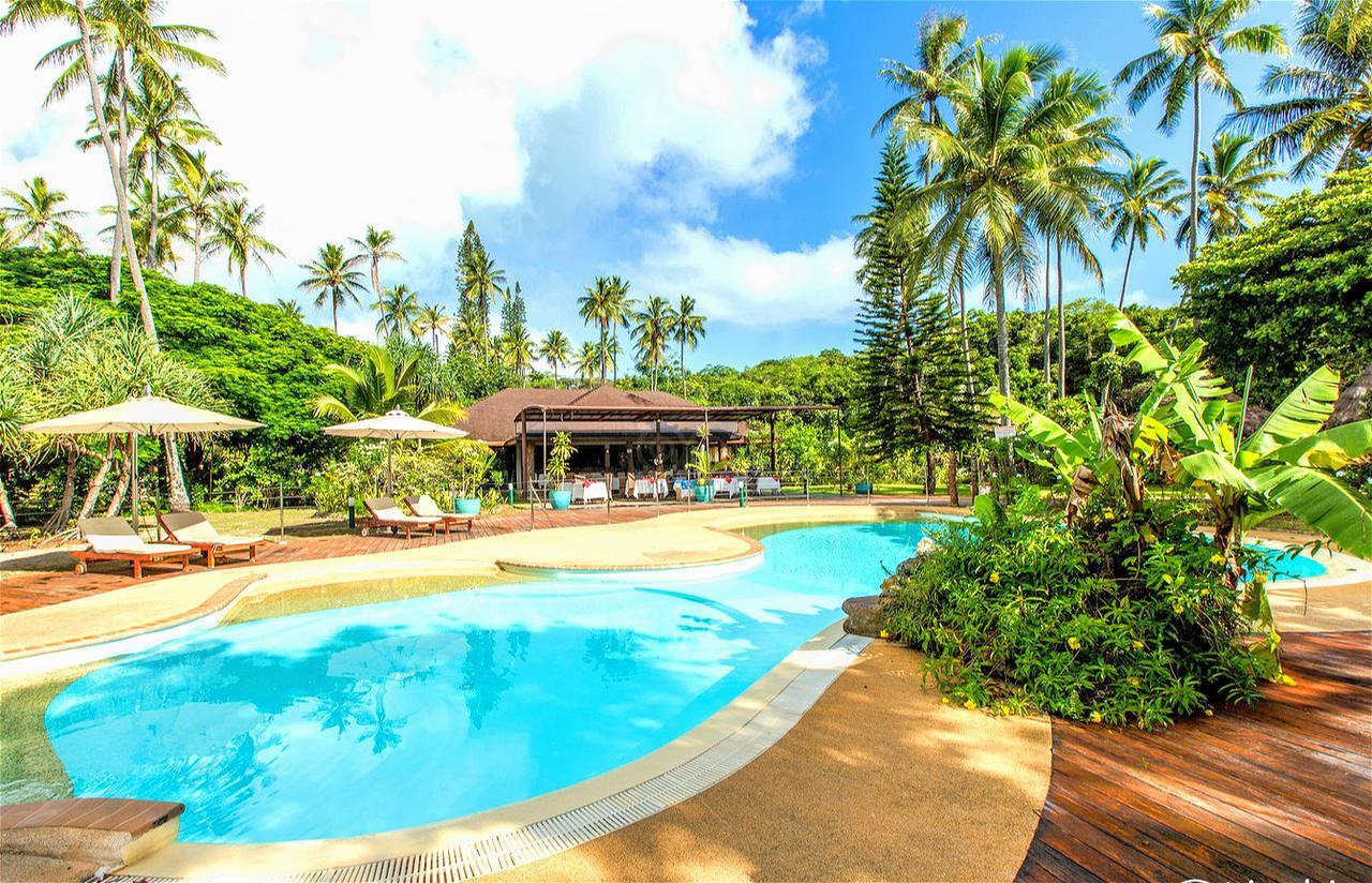 Oure Lodge Beach Resort Kuto Exterior photo